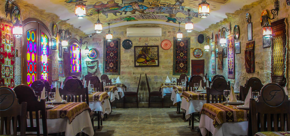 Traditional restaurants for best local food experience in Downtown Baku